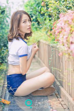 毛茸茸的老女人